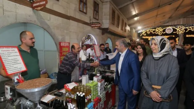 Çelik çifti Ramazan Sokağı'nda