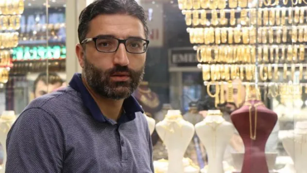 Kazancılar Çarşısı'nda çeyrek altın 320 TL'yi buldu