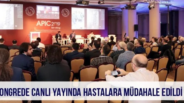 Kongrede Canlı Yayında Hastalara Müdahale Edildi