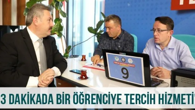 '3 dakikada bir öğrenciye tercih hizmeti&quot