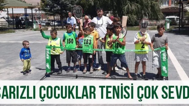 Sarızlı çocuklar tenisi çok sevdi