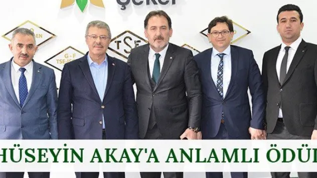 Hüseyin Akay'a anlamlı ödül