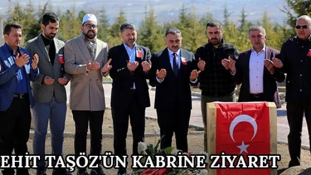 Şehit Taşöz'ün kabrine ziyaret