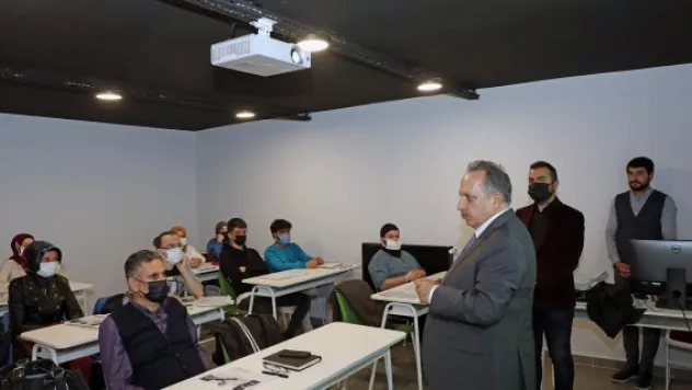 BAŞKAN YALÇIN: ÖĞRENCİLERİMİZİN HER ZAMAN YANINDAYIZ