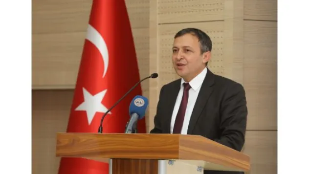 ''BÜYÜK TÜRKİYE OLMA YOLUNDA ÖĞRETMENLERE BÜYÜK GÖREVLER DÜŞMEKTEDİR''