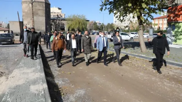 TACETTİN VELİ MAHALLESİ'NDE OTOPARK SORUNU KALMAYACAK