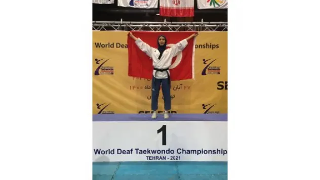 TÜRKAN TEKE DÜNYA TAEKWONDO ŞAMPİYONASI' NDA DÜNYA 2.' Sİ OLDU