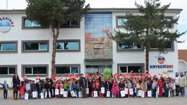 23 Nisan coşkusu Kayserigaz'da yaşandı