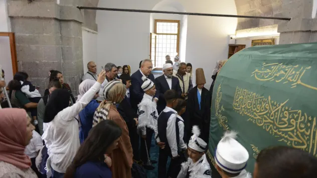529 Yıllık Vakıf Geleneği: 52 Çocuk için Sünnet Şöleni