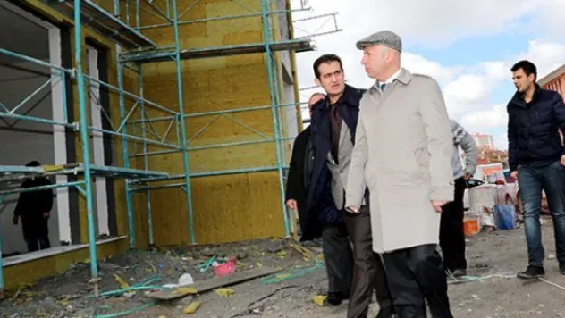 8 mahalle evi inşaatı devam ediyor