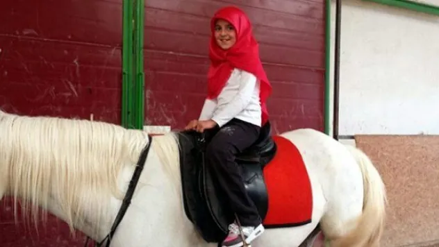 AGD Kayseri'de at binme ve kaligrafi heyecanı