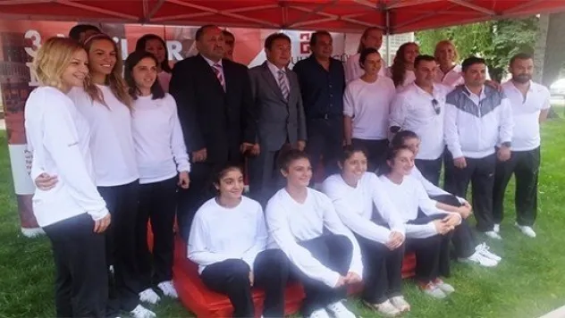 AGÜ Kadın Basketbol Takımı Tanıtım Toplantısı Yapıldı