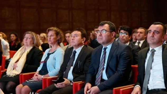 AGÜ'de Erasmus+Yükseköğretimde gelen öğrenciler&quot konulu toplantı