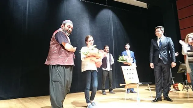 Ahmet Yenilmez'den duygulandıran hareket