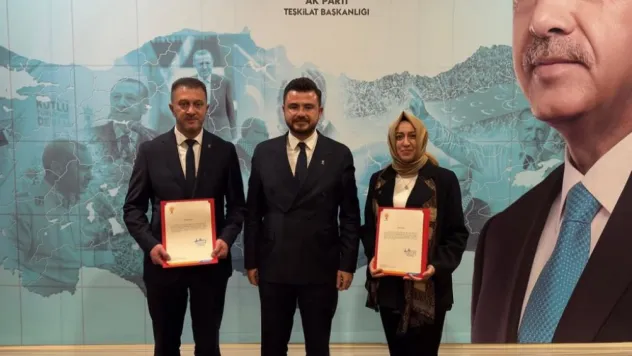 AK Parti, 2 İlçe Başkanını değiştirdi