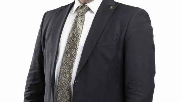 AK Parti İl Başkanı Üzüm: 'Regaip Kandili'ne erişmenin huzuru ve mutluluğunu yaşıyoruz'