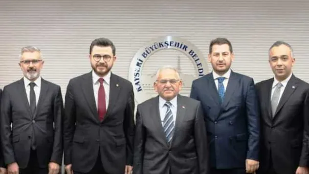 Ak Parti İl Yönetiminden Başkan Büyükkılıç'a ziyaret