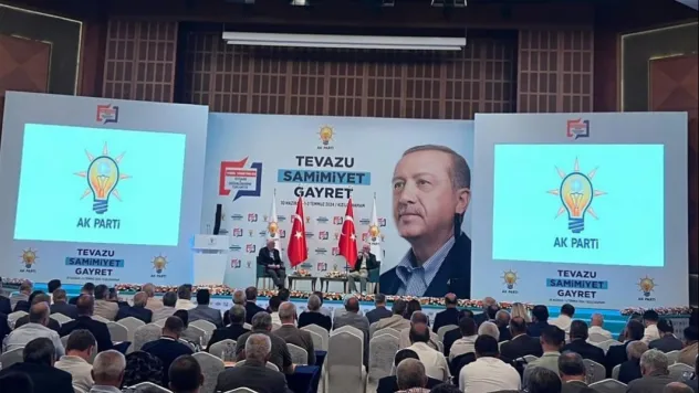 AK Parti  Yerel yönetimler İstişare ve Değerlendirme toplantısının ilk oturumu gerçekleşti 