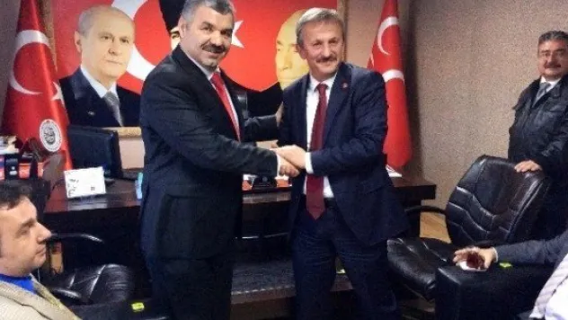 Ak Parti Kocasinan Belediye Başkan Adayı Mustafa Çelik'ten Chp Ve Mhp Adaylarına Nezaket Ziyareti 