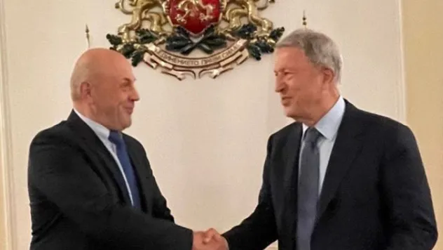 Akar, 'Bölgesel istikrar ve dostluk ilişkileri çerçevesinde verimli görüşmeler gerçekleştirdik'