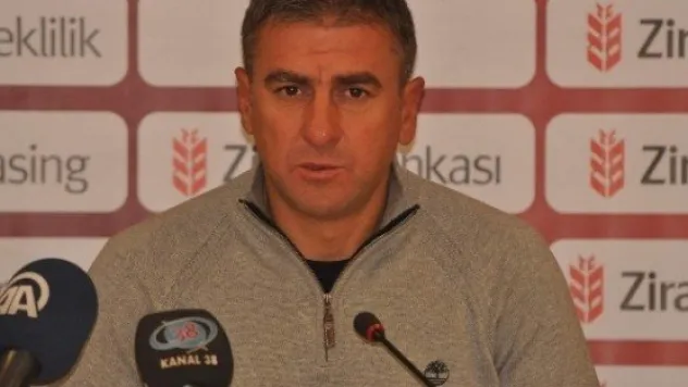 Akhisar Belediyespor, Kayseri Erciyespor'u Yenerek Gruplara Kaldı 