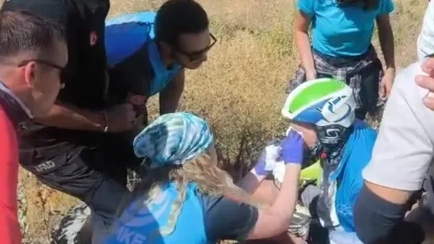 Ali Dağı'nda Korku Dolu Anlar: Fransız Turist Havalanamadan Yuvarlandı