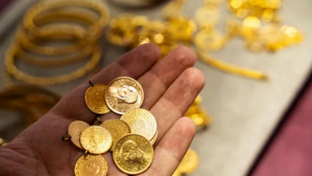 Altın Uçuyor: Gram altın, 5 bin 400 TL ile rekor tazeledi