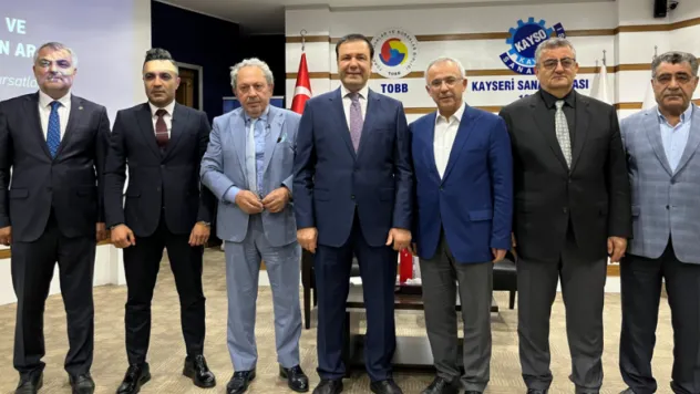 Anadolu Sanayisi'nin Yön Arayışı Paneli Gerçekleştirildi