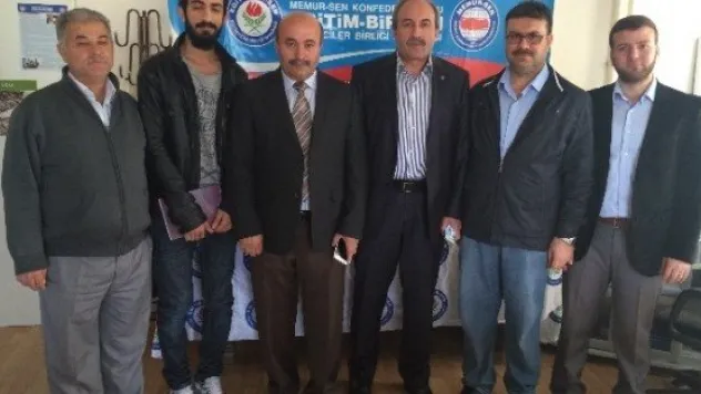 Anadolu Gençlik Derneğinden Eğitim Bir-sen Kayseri Şube Başkanı Kalkan'a Taziye Ziyareti 