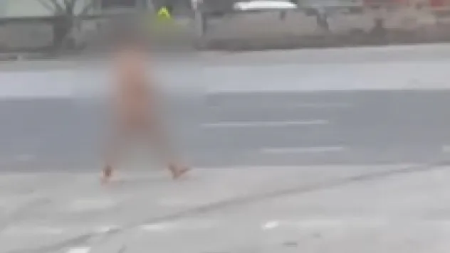 Anbar Mahallesi'nde bir şahıs çırılçıplak dolaşırken görüldü