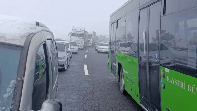 Ankara Yolu Yemliha'da trafik kazası