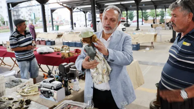 Antikacılar Talas'ta Toplandı