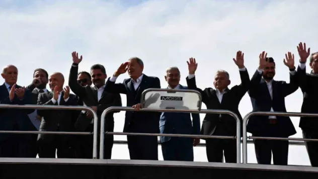 Bakan Akar'dan terörle mücadelede kararlılık mesajı