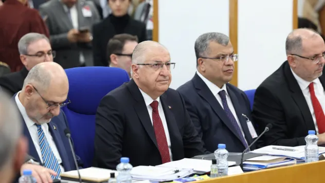 Bakan Güler, 'Askeri hastanelerin açılması için yoğun bir çalışma var'