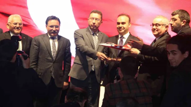 Bakan Kacır: 'Hürjet Kayseri'de üretilecek'