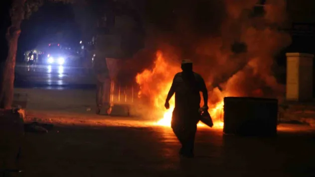 Bakan Yerlikaya: 'Olaylarda 474 şahıs gözaltına alındı, şahıslardan 285'inin çeşitli suçlardan kaydı olduğu tespit edildi'