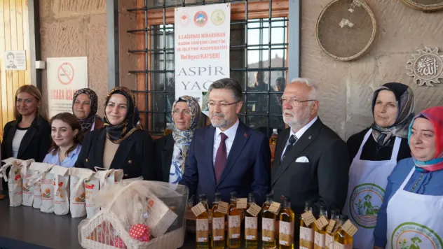 Bakan Yumaklı, 'Aspir bizim stratejik ürünlerimizin arasında yer alıyor'