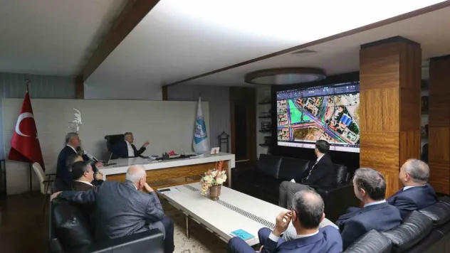 Başkan Büyükkılıç'a 'Kartal Katlı Kavşağı' brifingi