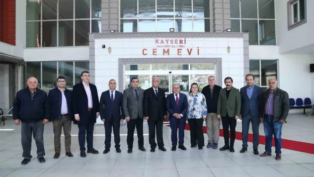 Başkan Büyükkılıç, Cem Evi'ni ziyaret etti