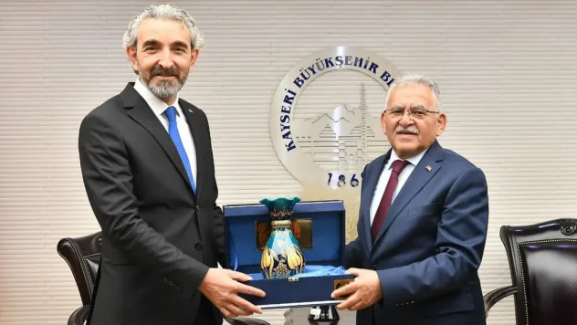 Başkan Büyükkılıç, Hizmet İş'in yeni başkanını ağırladı