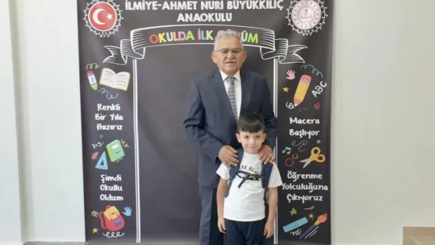 Başkan Büyükkılıç, İlmiye-Ahmet Nuri Büyükkılıç İlkokulu'nda miniklerin heyecanına ortak oldu