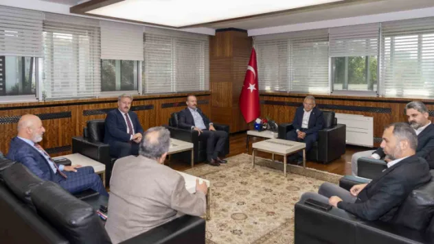 Başkan Büyükkılıç'tan Ak Parti Teşkilat Toplantısı