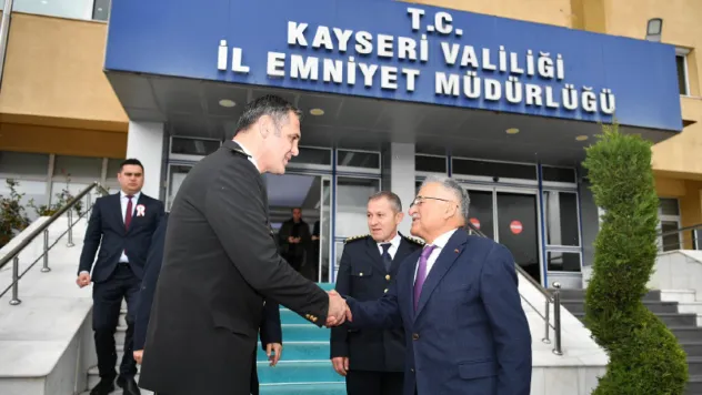 Başkan Büyükkılıç'tan Emniyet Müdürü Aydın'a Polis Haftası ziyareti