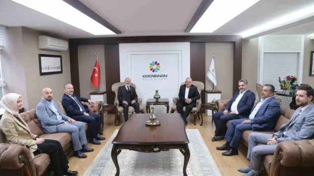 Başkan Büyükkılıç'tan ilçelere hayırlı olsun ziyareti