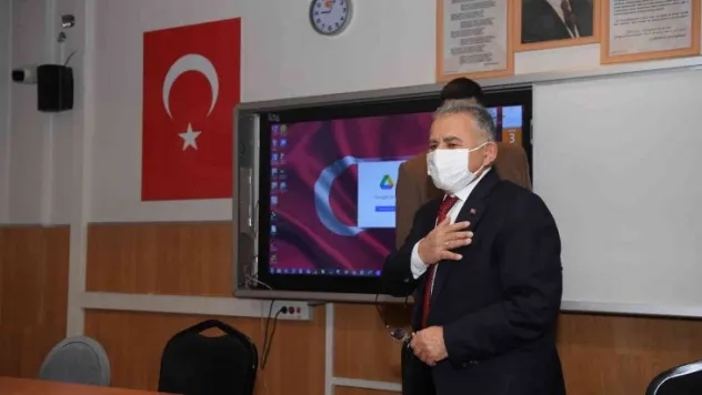 Başkan Büyükkılıç'tan lise öğrencilerine 'Çanakkale' jesti