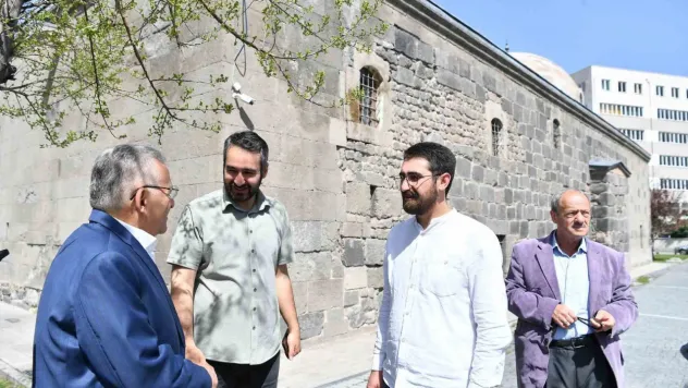 Başkan Büyükkılıç tarihi Gülük Camii'nde incelemelerde bulundu