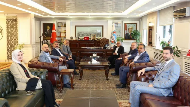 Başkan Büyükkılıç ve Üzüm'den Palancıoğlu'na ziyaret