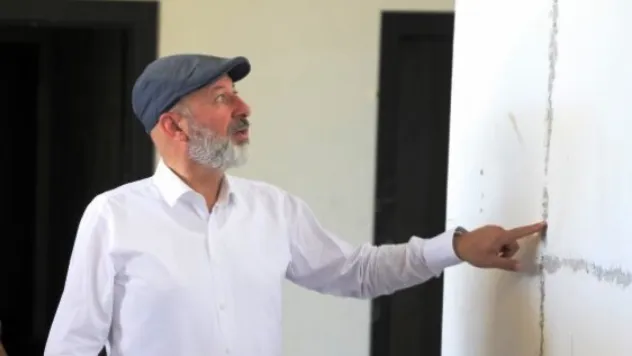 Başkan Çolakbayrakdar, inşaatları tamamlanan yeni eğitim yuvası olacak okulları inceledi