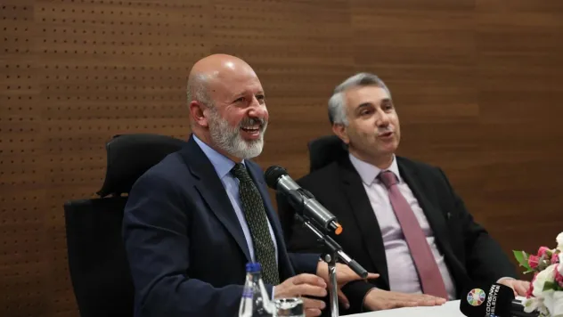 Başkan Çolakbayrakdar, muhtarlarla bir araya geldi