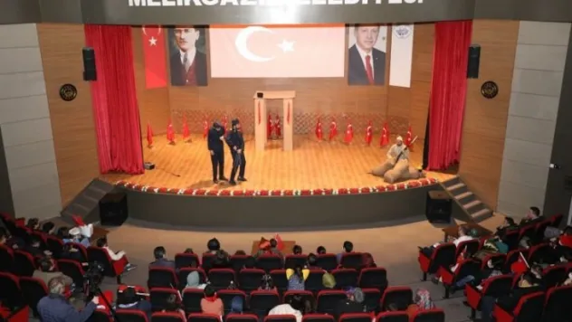 Başkan Dr. Mustafa Palancıoğlu: 'Çanakkale Zaferi'nin ruhunu tiyatro ile yaşatmak istedik'